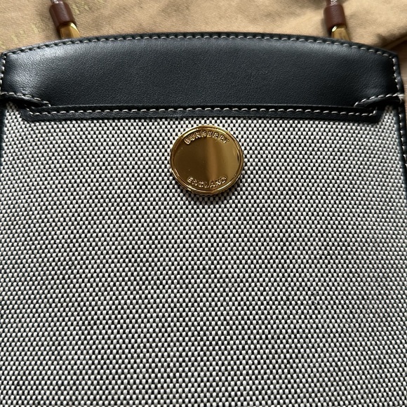 Burberry LS Mini Society 2 Tone Phone Case - Picture 4 of 11